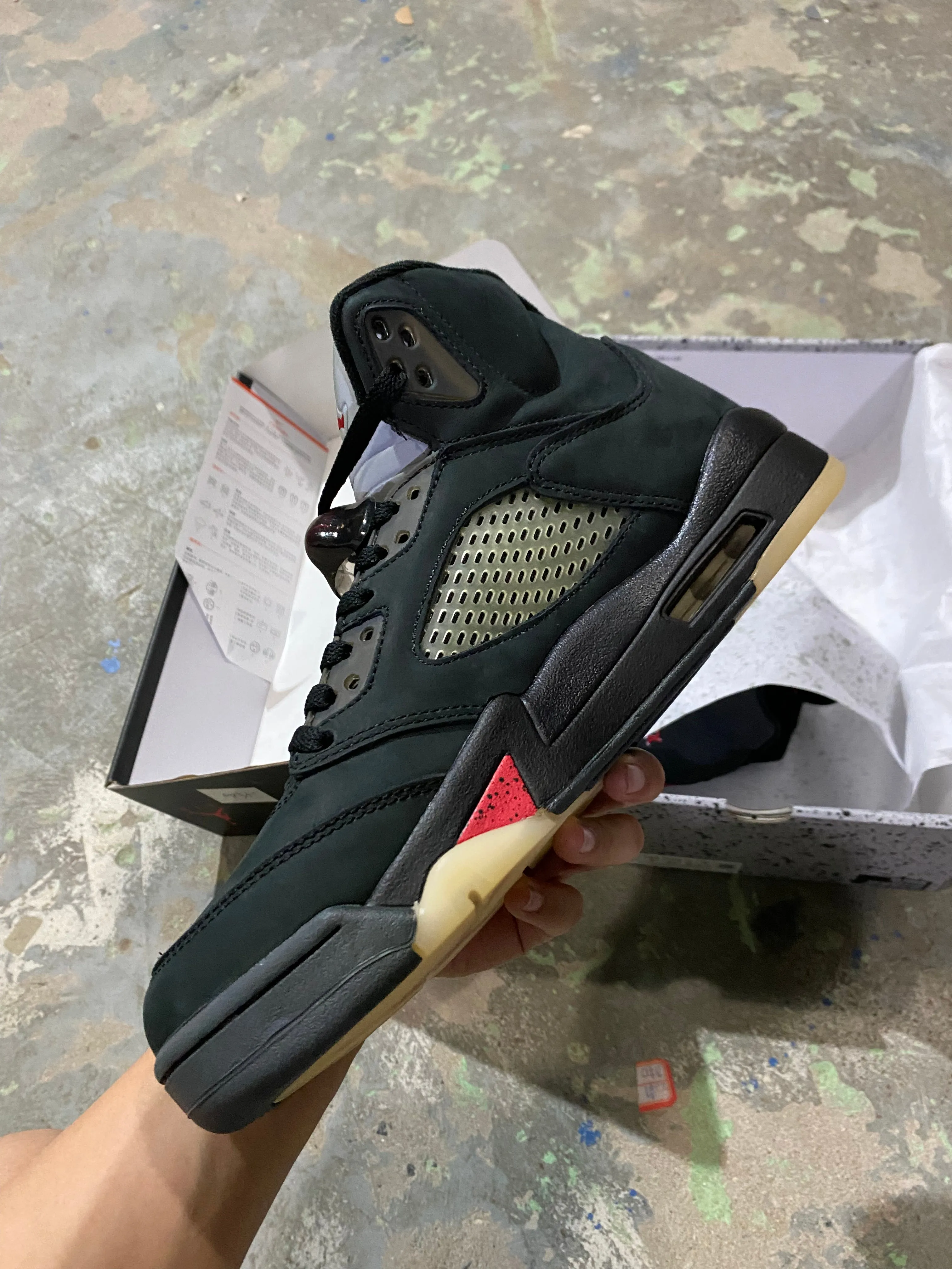 Air Jordan 5 "Anthracite"