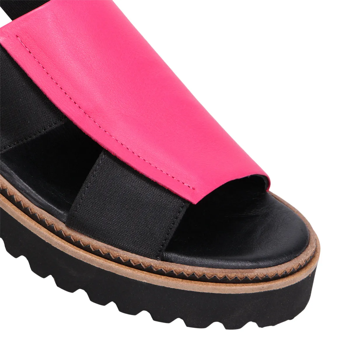 Amy Flatform Sandal