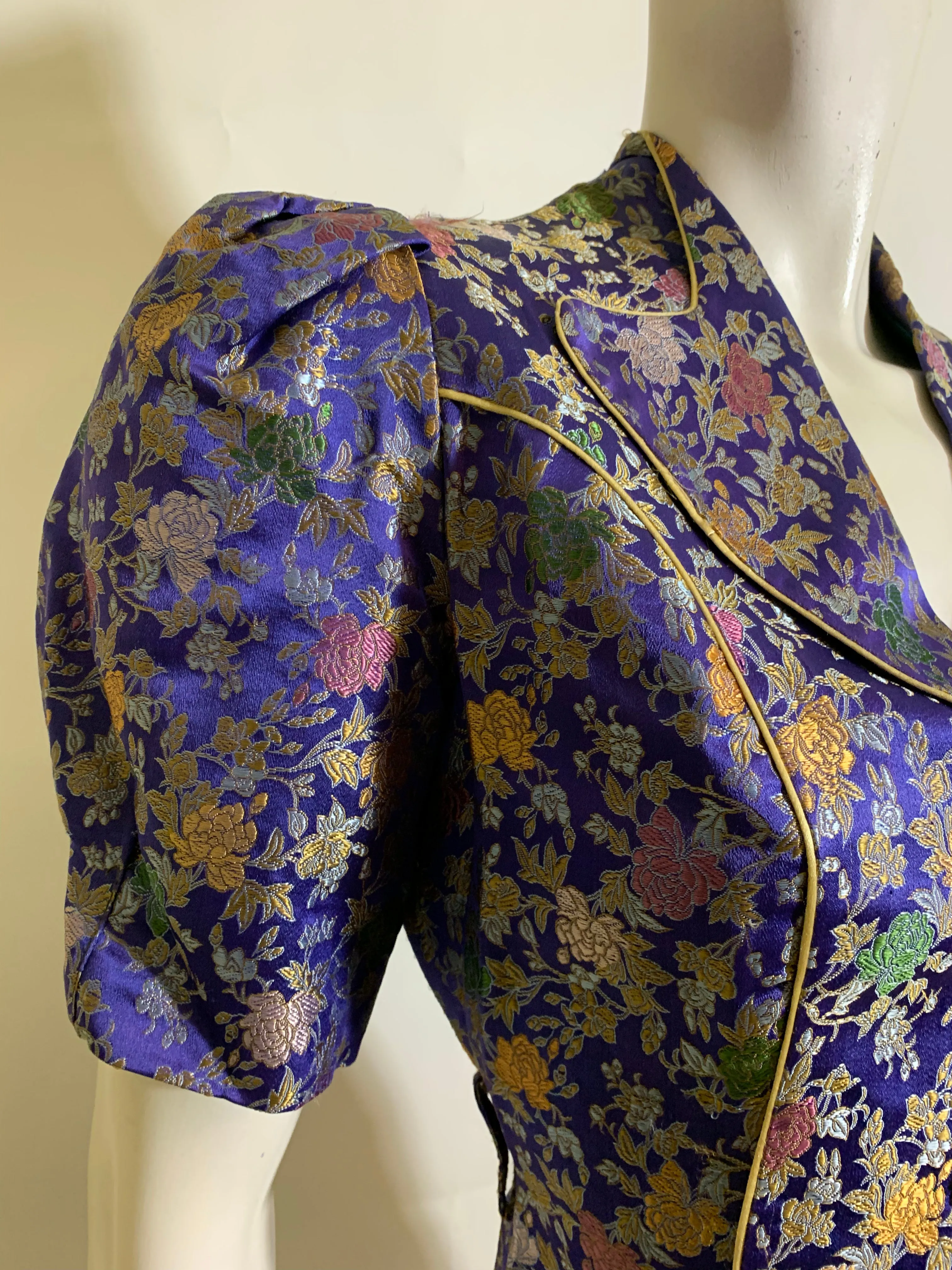 Asian Blue and Yellow Floral Embroidered Silk Puffed Sleeve Jacket circa 1930s