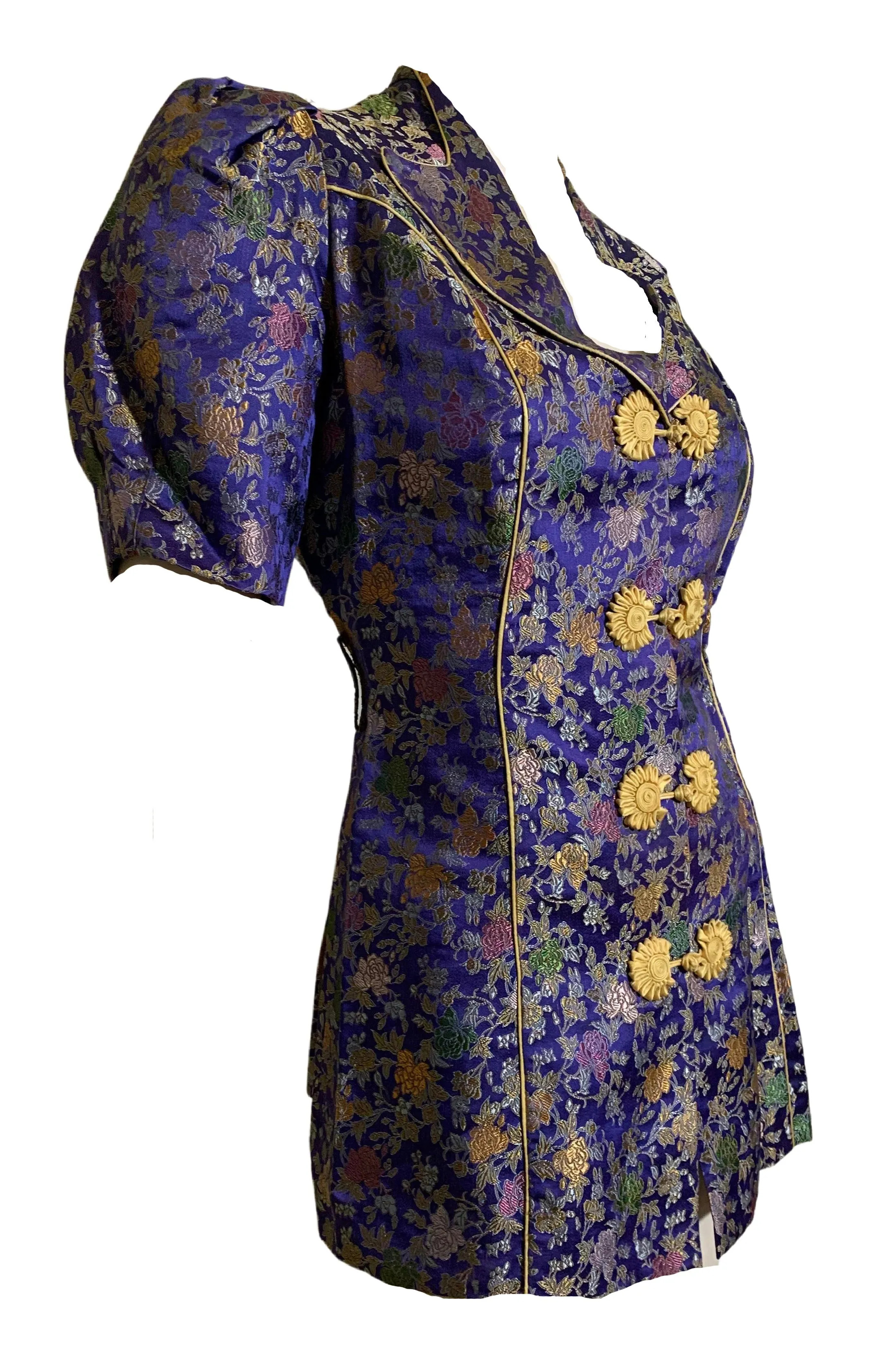 Asian Blue and Yellow Floral Embroidered Silk Puffed Sleeve Jacket circa 1930s