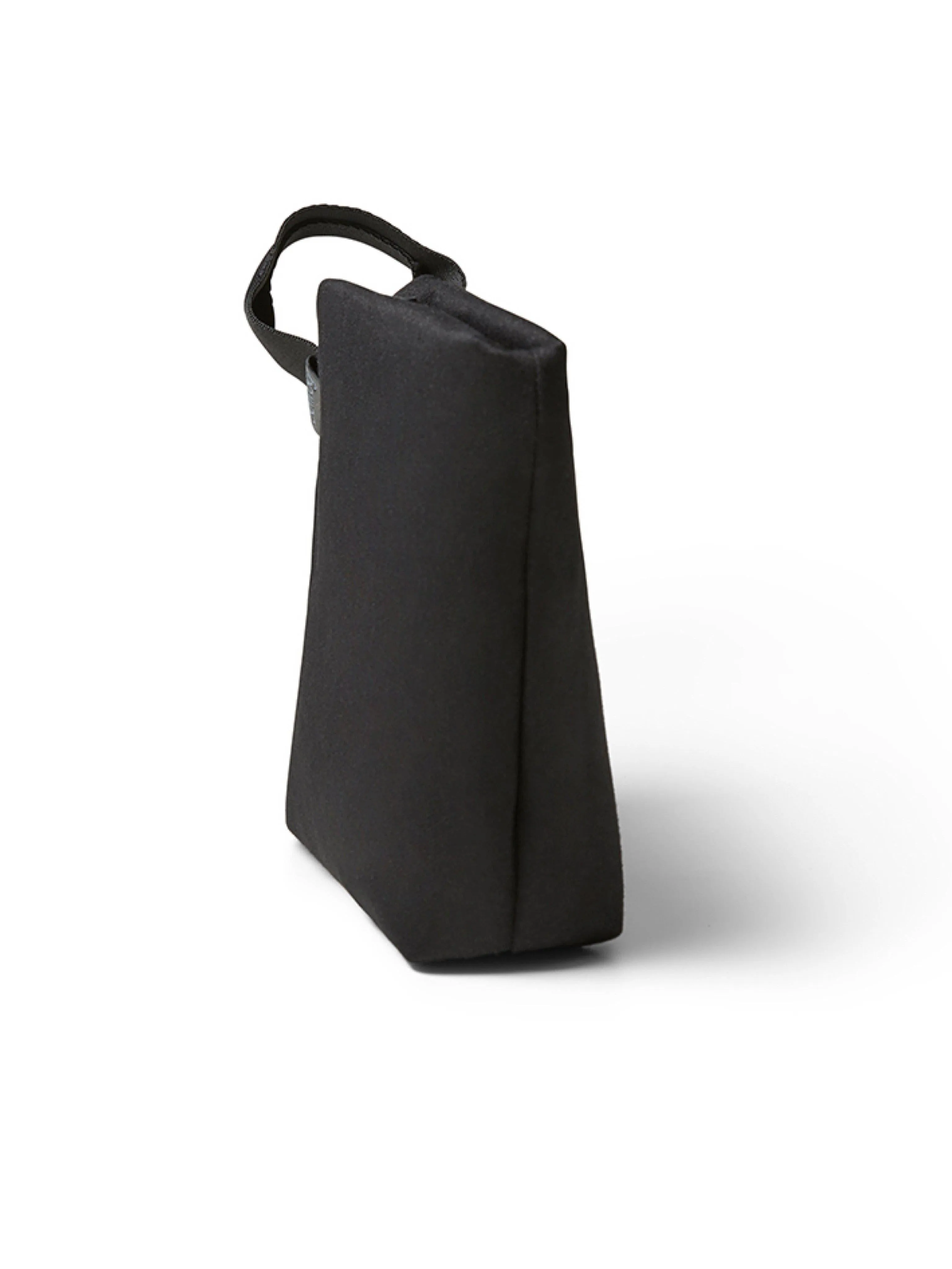 Bellroy Standing Pouch Melbourne Black