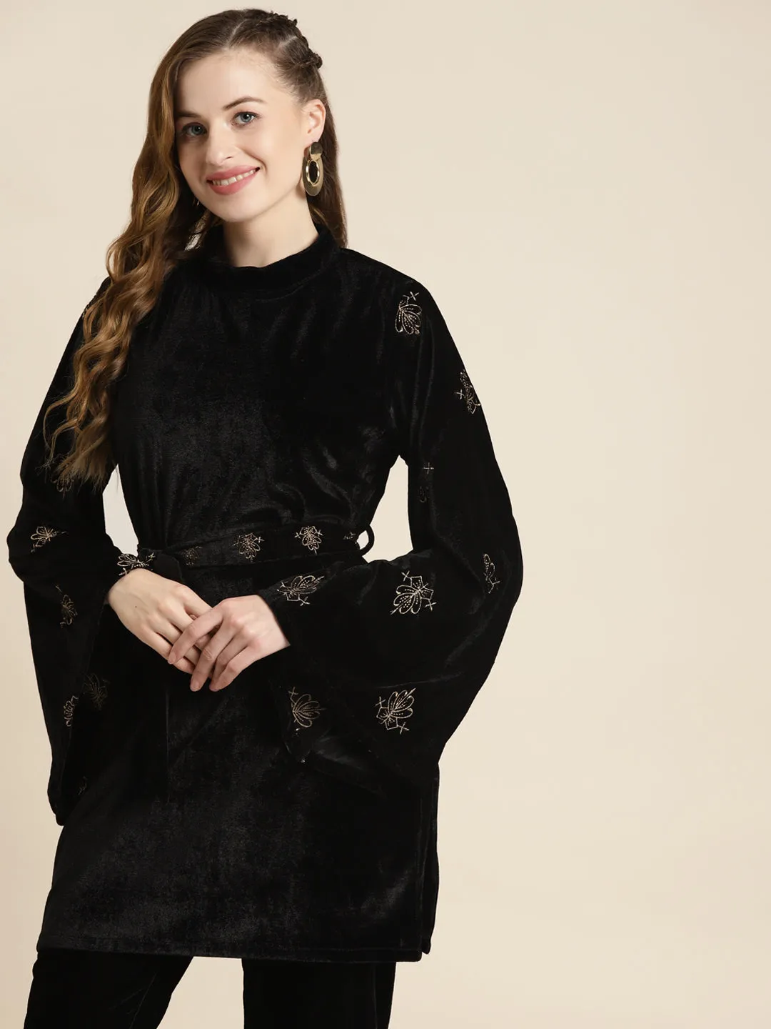 Black Velvet Zari Embroidered Belt Short Kurta