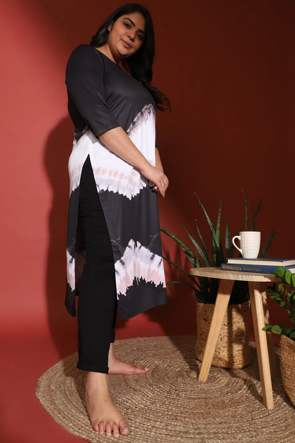 Black White Chevron Ombre Printed Kurti