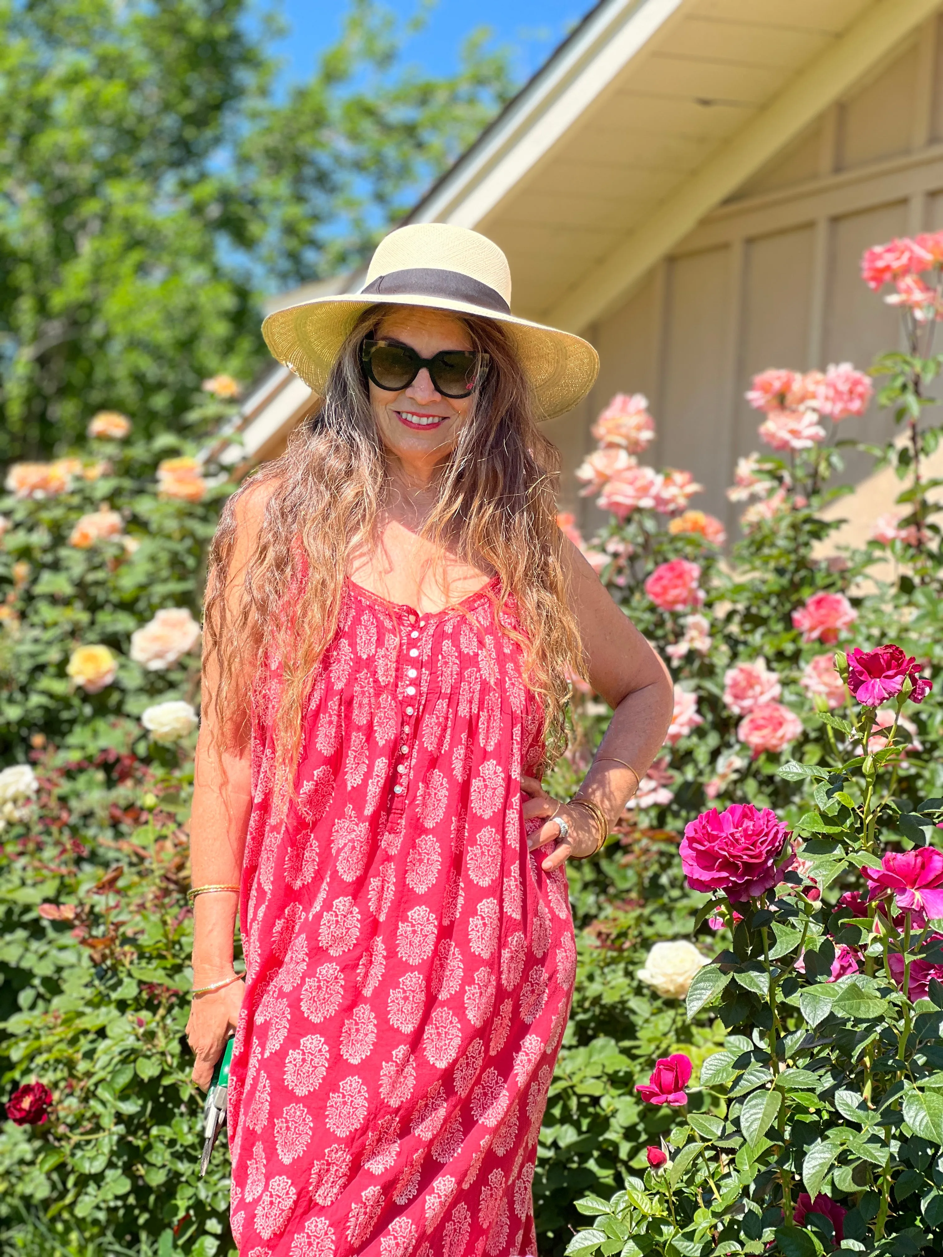 Coral Amer Long Sleeveless Night Gown