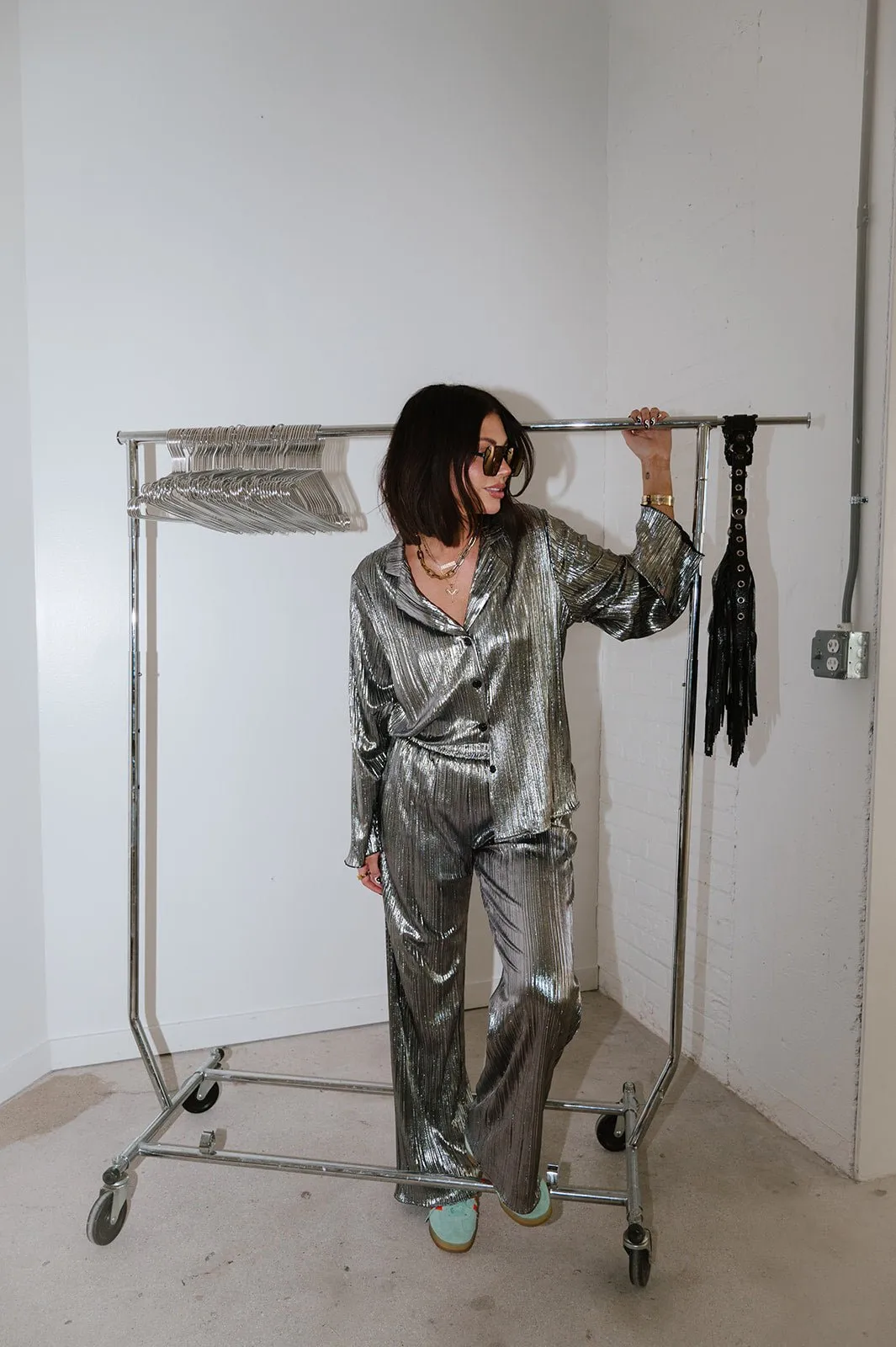 Long Sleeve Metallic Plissé Set in Gunmetal