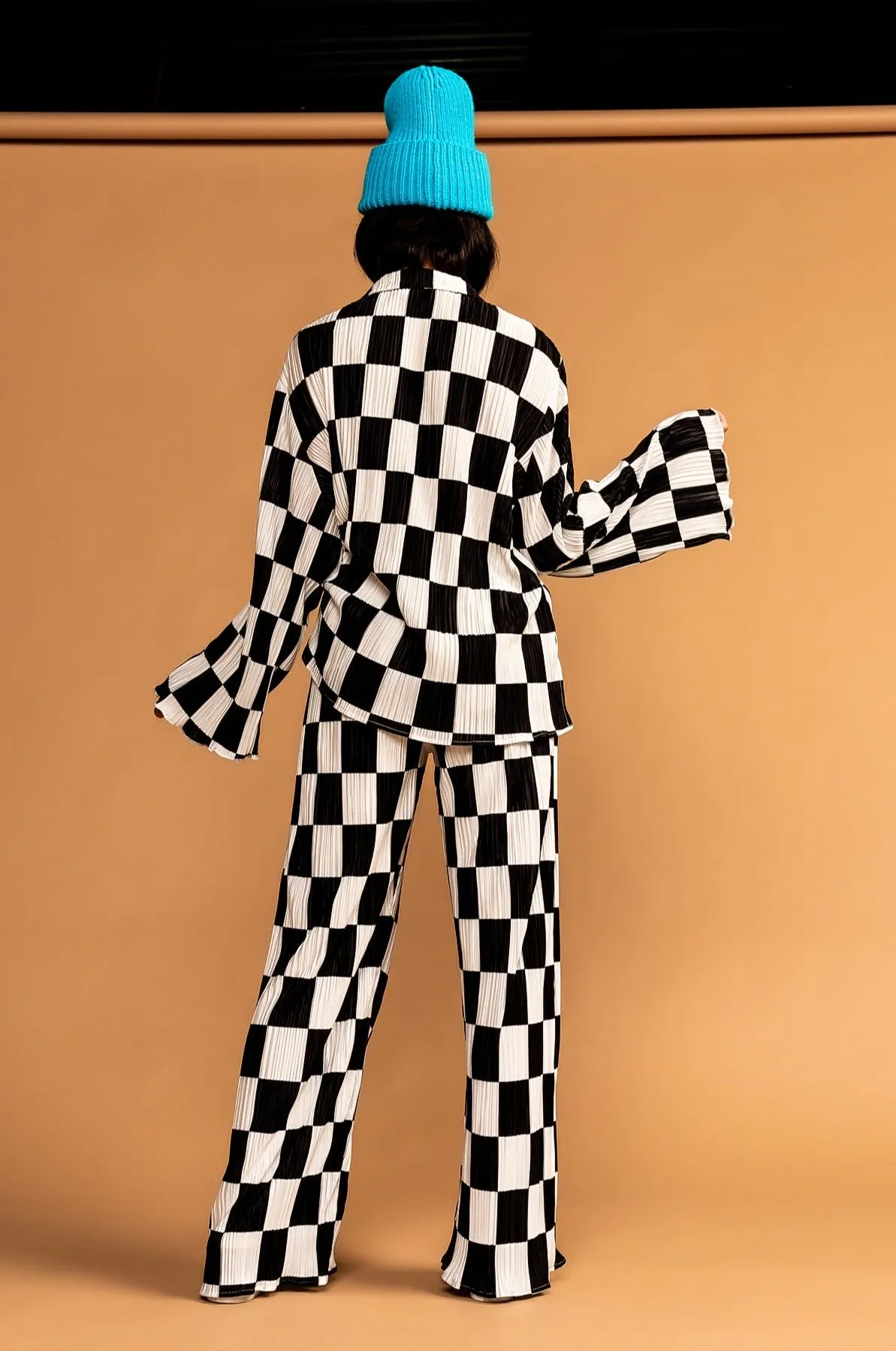 Long Sleeve Plissé Set in Checkerboard