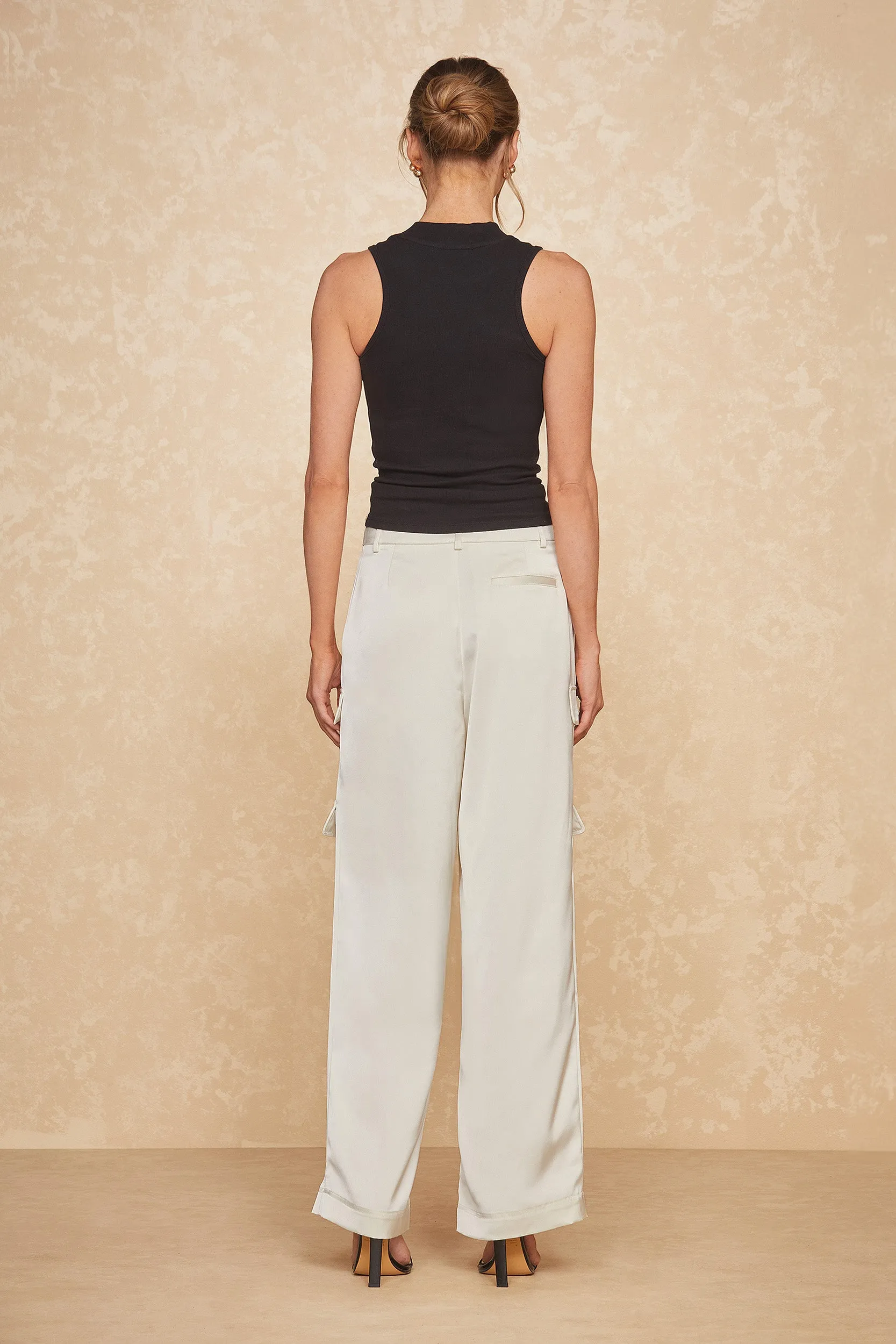 Milan Pant - Pearl