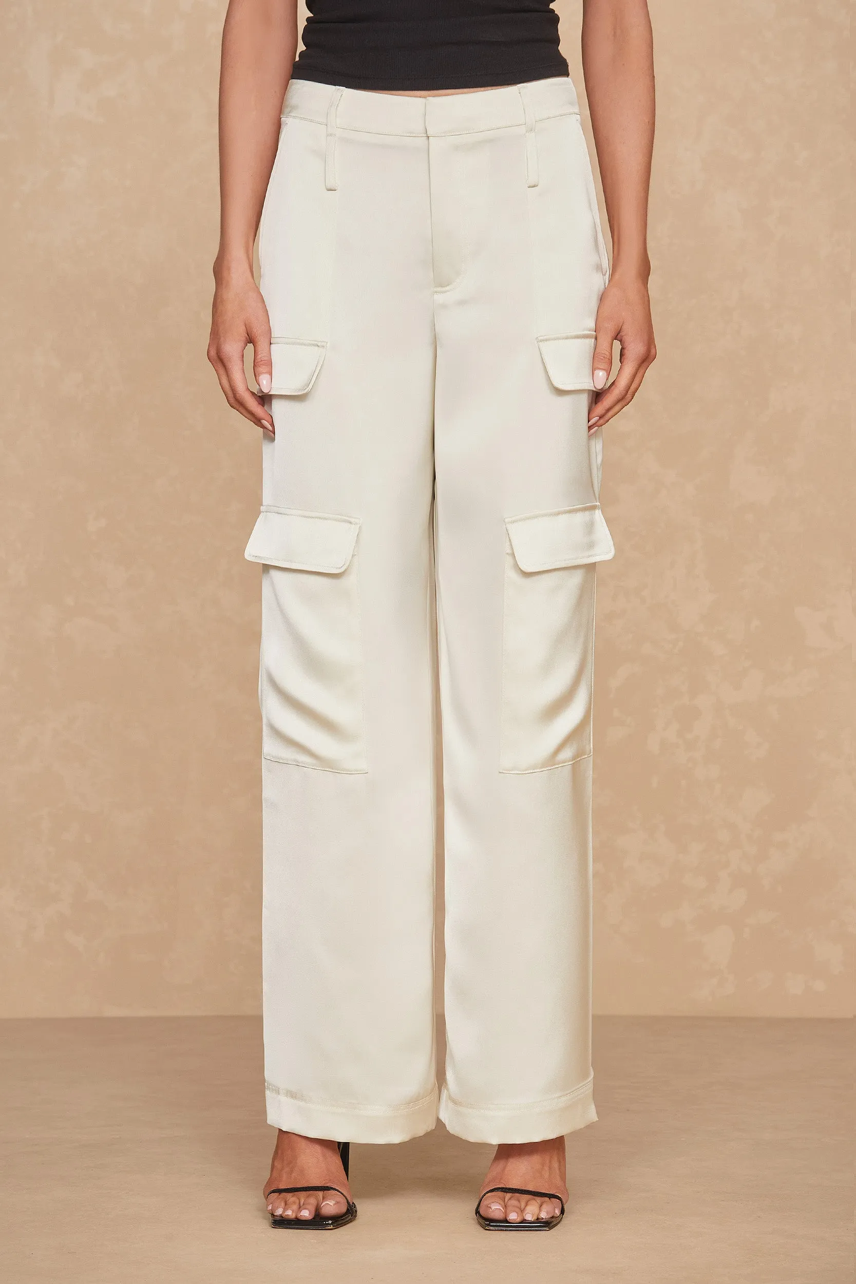 Milan Pant - Pearl