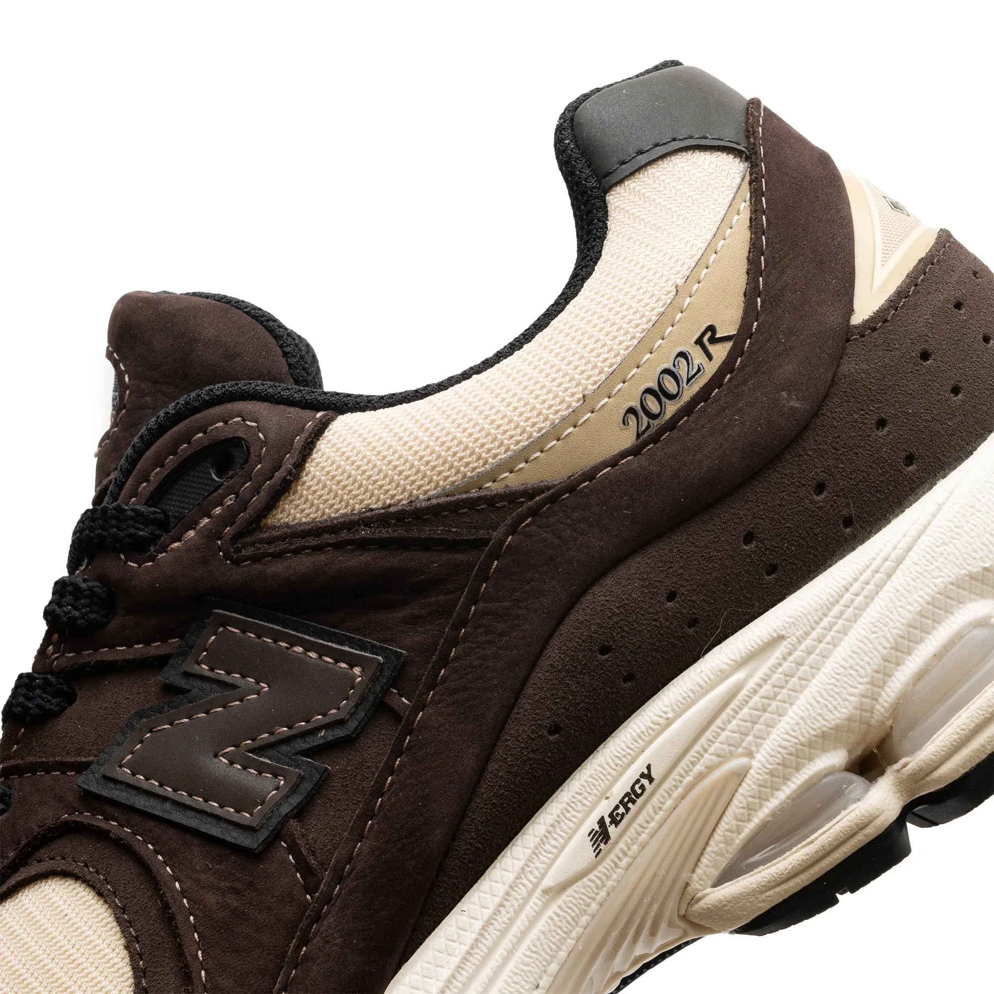 New Balance Black Coffee M2002RXQ GORE-TEX