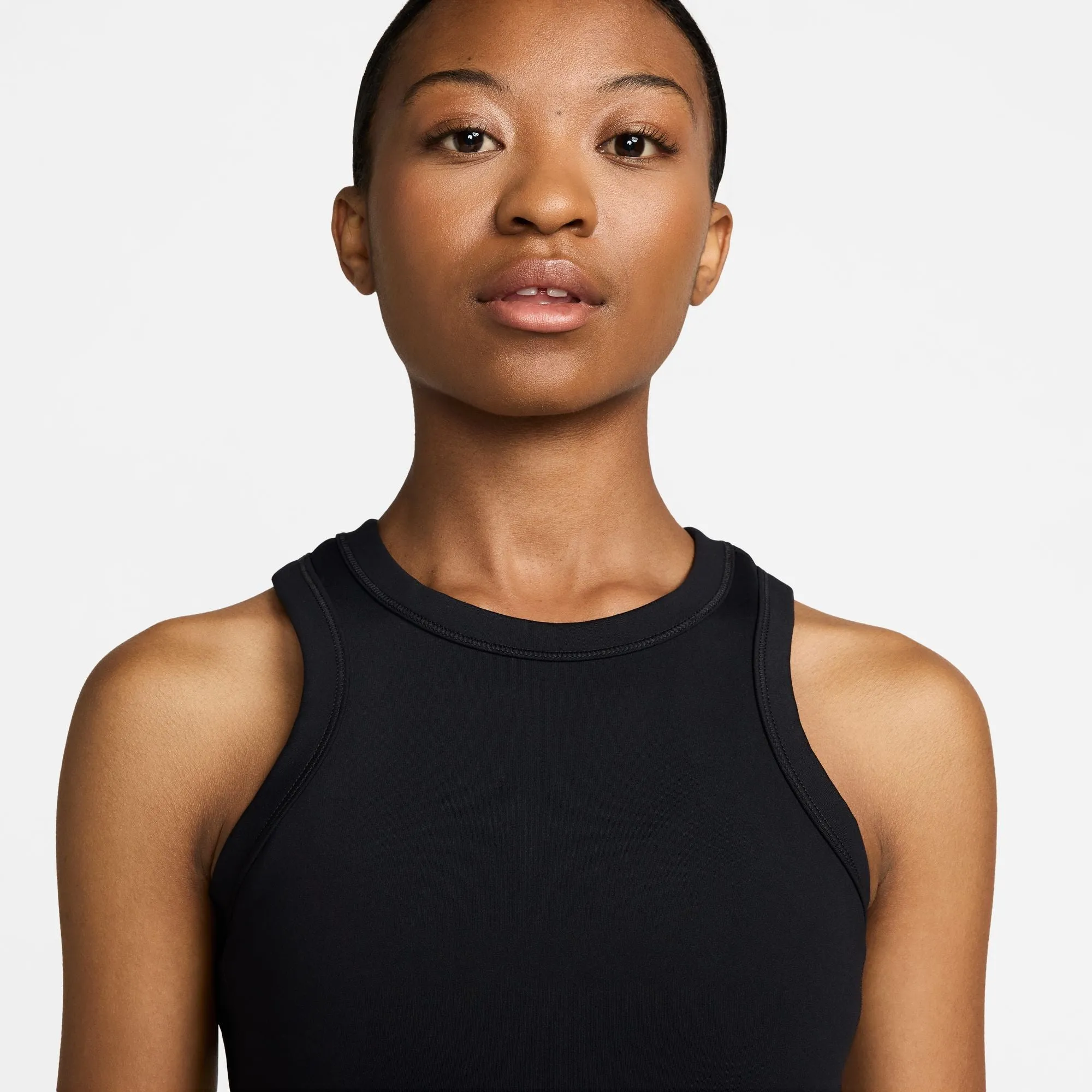 Nike Women's Dri-FIT One Fitted Cropped Tank Black / Black