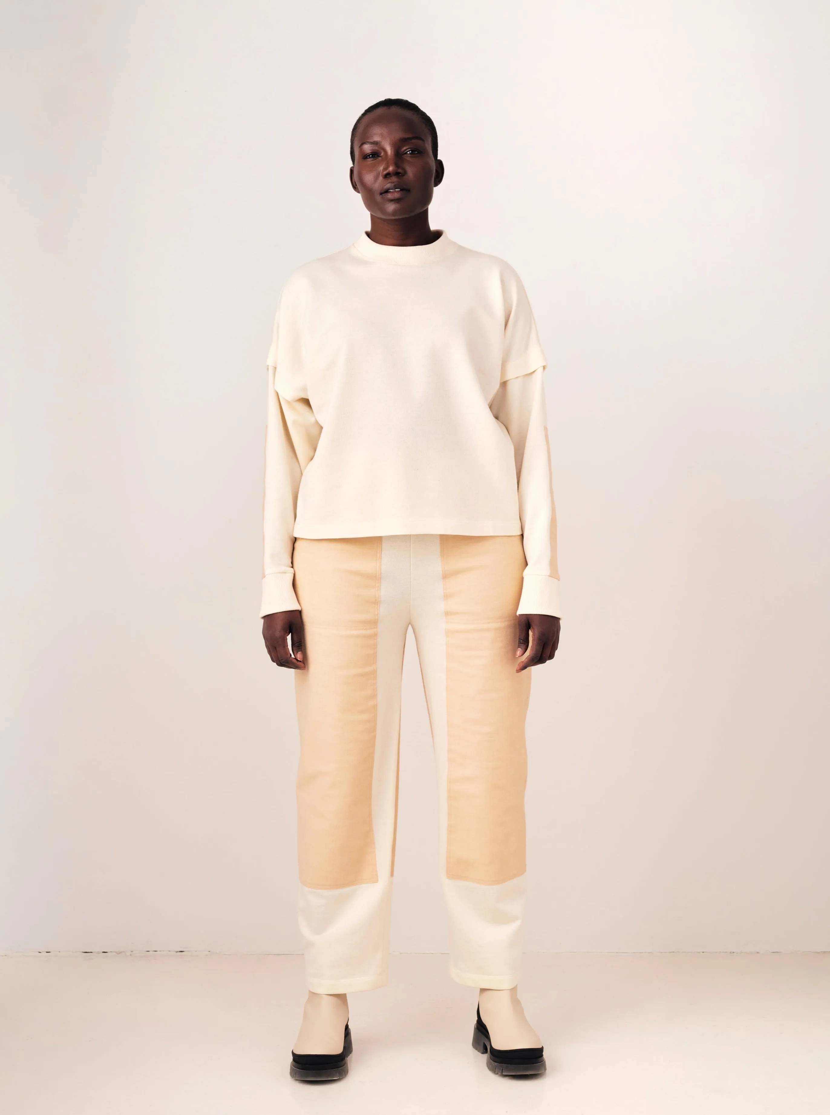 OKINI beige pant-XS with fabric defect