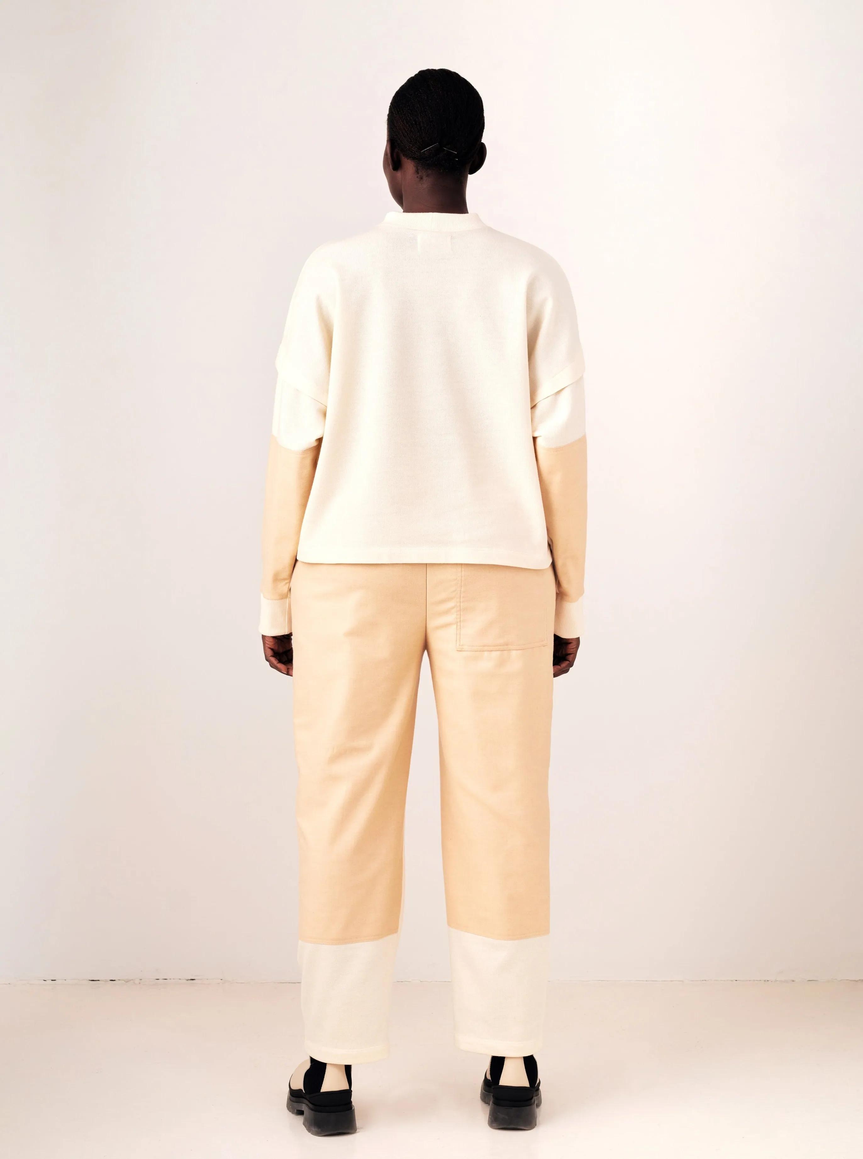 OKINI beige pant-XS with fabric defect